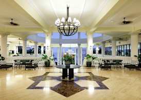 The Signature Level At Grand Palladium Lady Hamilton Resort & Spa 4