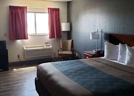 Econo Lodge Cedar Rapids South 4