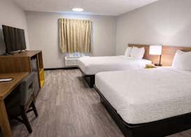 Days Inn by Wyndham Amherst OH - Near Cleveland Cedar Point & Lake Erie 4