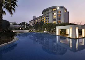 Ramada Plaza By Wyndham Jhv Varanasi 2