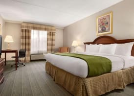 Country Inn & Suites by Radisson, Charlotte University Place, NC 5