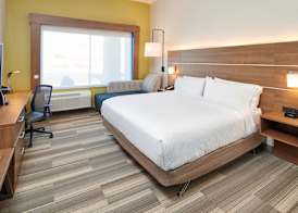 Holiday Inn Express & Suites TAYLOR by IHG 5