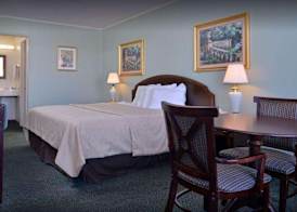 Super 8 by Wyndham Lumberton NC 5