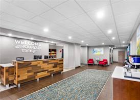 Hampton Inn Huntington University Area 5