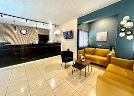 Sun Plaza Suites - Adults Only 2