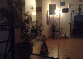 Akrotiri Hotel 4