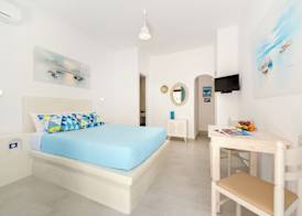 Moschatos Beach House 5