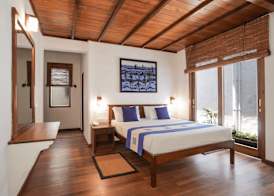 Hibiscus Beach Hotel & Villas 5