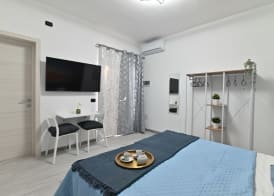 IzzHome Cozy Room 4