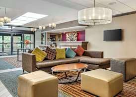 Best Western Plus Kingston Hotel And Conference Center 2