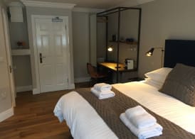 Pembroke Hall 2