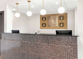 Comfort Suites Columbus 4