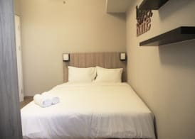 Deluxe and Comfortable The Springlake Summarecon Apartment 4
