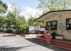 Happy Village & Camping 2