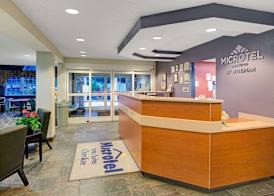 Microtel Inn & Suites by Wyndham Cherokee 2