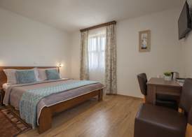 Rooms Imperial House 4