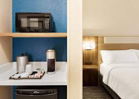 Holiday Inn Express & Suites TERRE HAUTE by IHG 3
