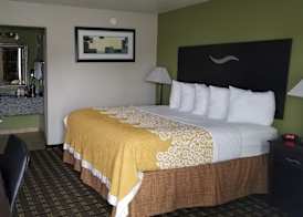 Days Inn by Wyndham West Memphis 3
