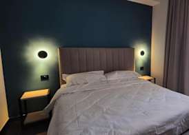 Hotel V7 3