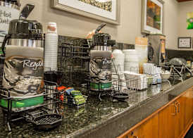 Quality Inn & Suites Biltmore East 4