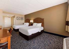 Comfort Inn South Oceanfront 4