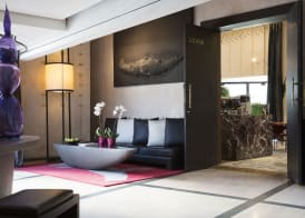 Hotel Square 2