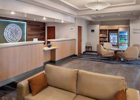Fairfield Inn & Suites Woodbridge 3