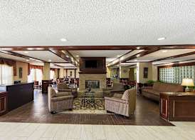 Quality Suites Addison-Dallas 2