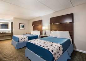 Rodeway Inn Greenwood 4
