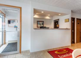 Econo Lodge Saint Albans 2