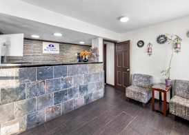 Americas Best Value Inn Kansas City East - Independence 3