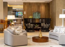 JL Hotel by Bourbon 4