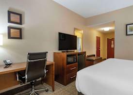 Comfort Inn & Suites Jackson North 5