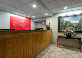 Ramada by Wyndham SeaTac Airport North 2