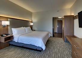 Holiday Inn Express & Suites FINDLAY NORTH by IHG 2