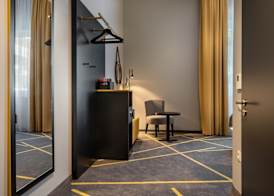 Holiday Inn - the niu, FURY ASCHHEIM MESSE by IHG 3