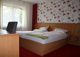 Hotel Garten 3
