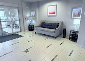 Holiday Inn Express & Suites BONHAM by IHG 3