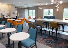 Hawthorn Extended Stay by Wyndham Sulphur Lake Charles 4