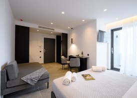 EcoHeaven Suites 4