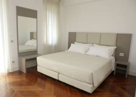 Champagne Rooms 2