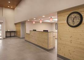 Country Inn & Suites by Radisson Macon West 4
