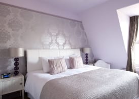 Brooks Guesthouse 3