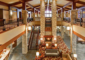 DoubleTree Fallsview Resort & Spa by Hilton - Niagara Falls 4