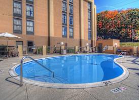 Hampton Inn Bristol 5