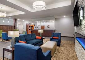 Comfort Suites Newnan 2