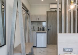 Alexia Seaview Apartments 5