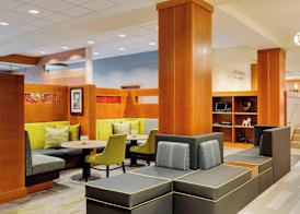 Courtyard by Marriott Boston Logan Airport 3