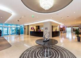 Premier Inn Abu Dhabi Airport Business Park 2