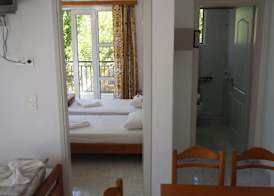 Niriis Hotel 4